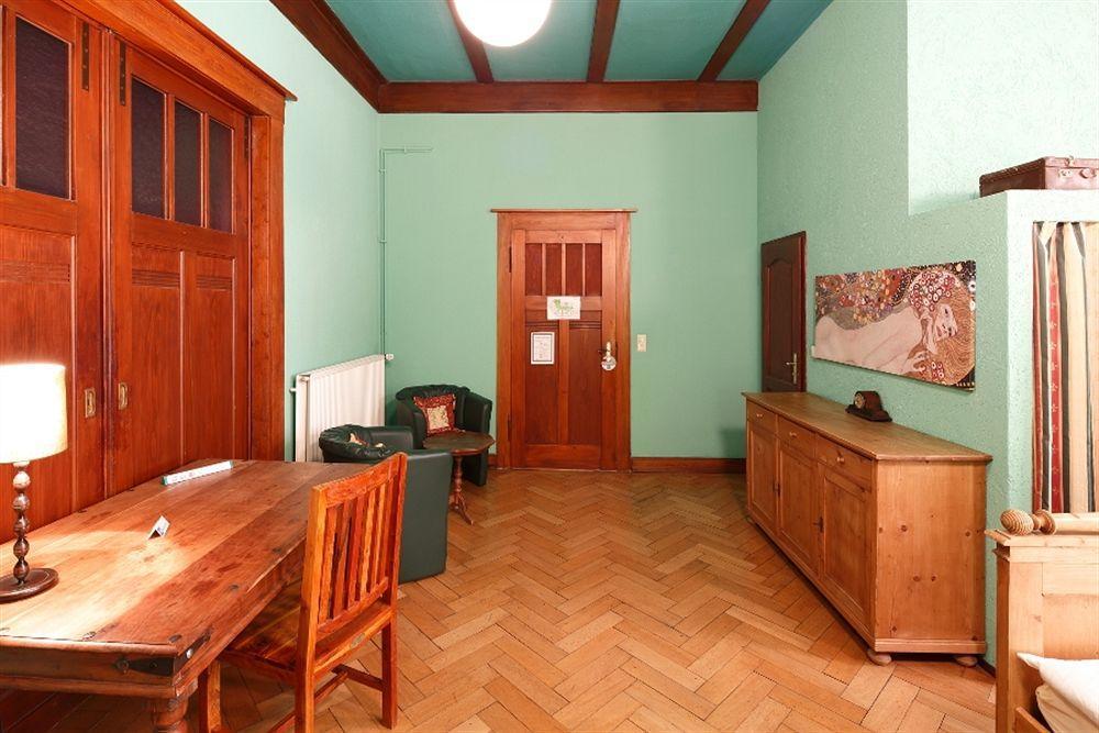 Avalon Bed & Breakfast Themen/- Nichtraucherhotel Hanovra Exterior foto