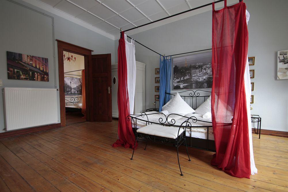 Avalon Bed & Breakfast Themen/- Nichtraucherhotel Hanovra Exterior foto